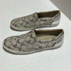 Genuine Coach Alegria casual sneaker/flat.